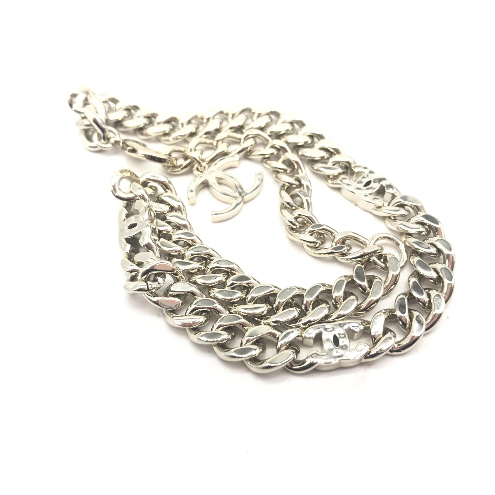 Silver Tone Curb Chain Link Necklace - Image 3
