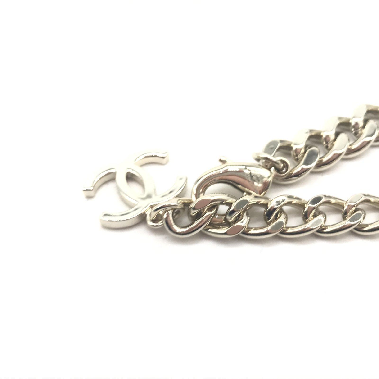 Silver Tone Curb Chain Link Necklace - Image 4