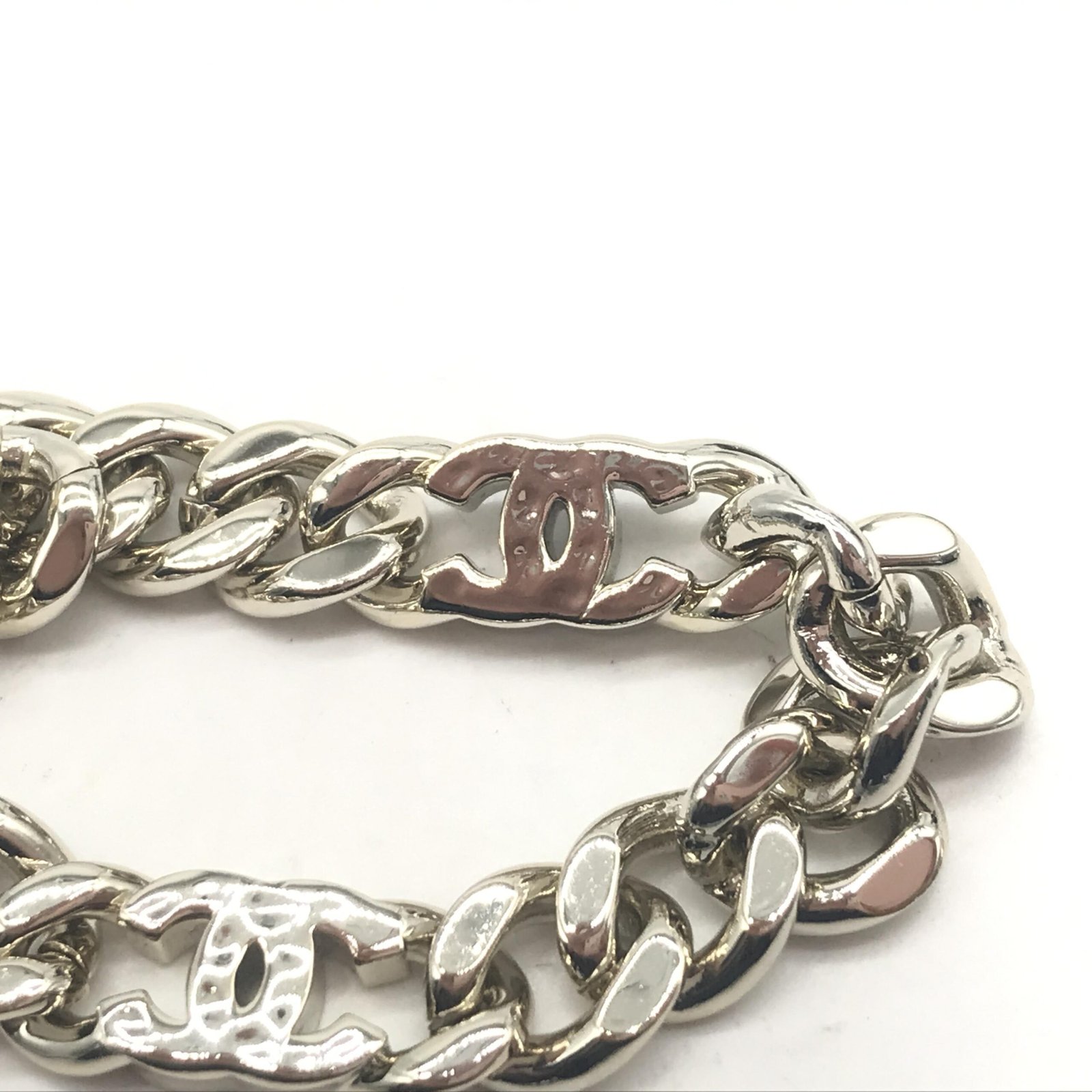 Silver Tone Curb Chain Link Necklace - Image 7