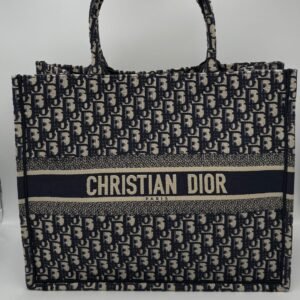 DIOR TOTE BOOK Grande Tote