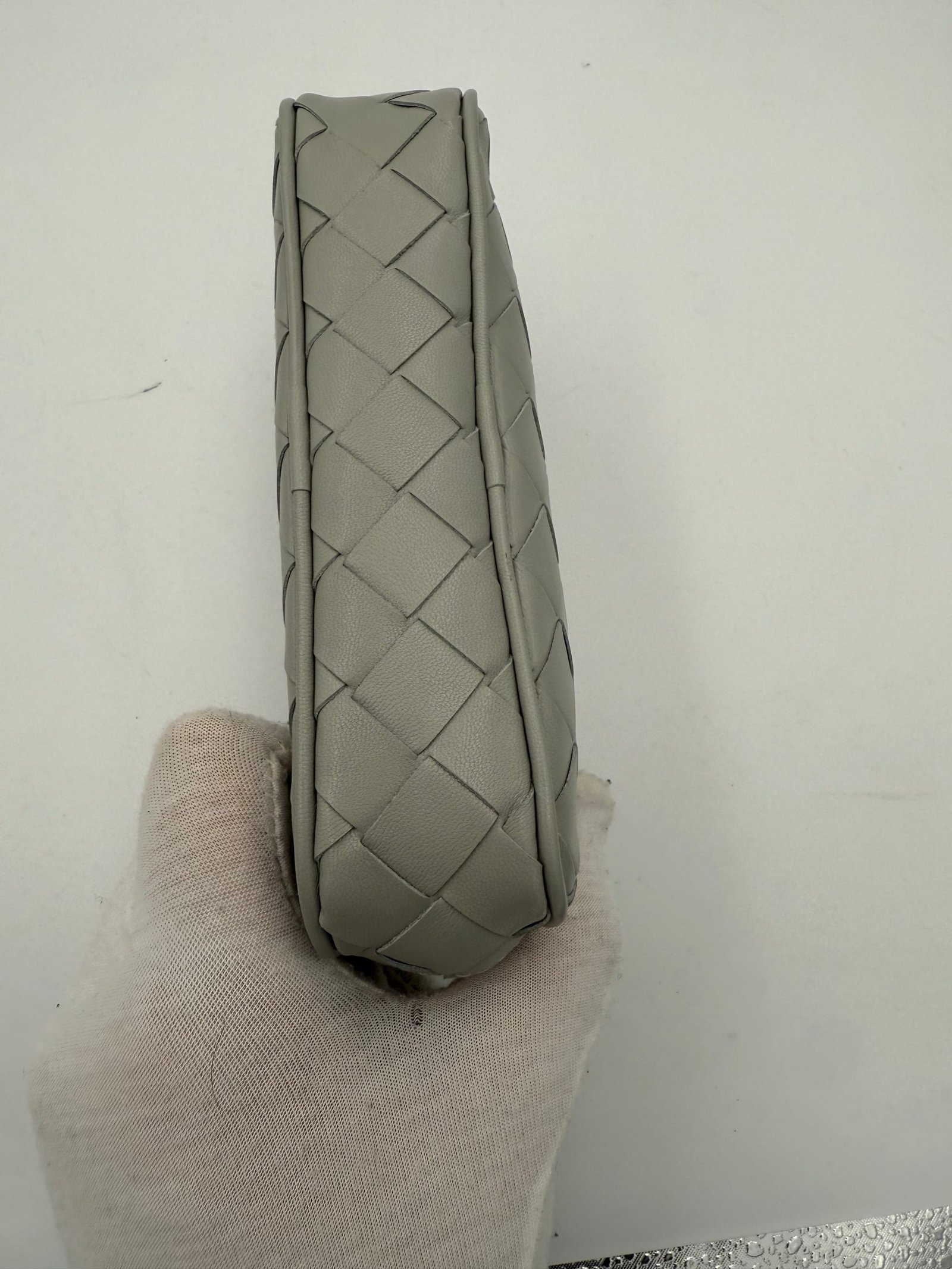 BOTTEGA VENETA Intrecciato Clutch - Image 5