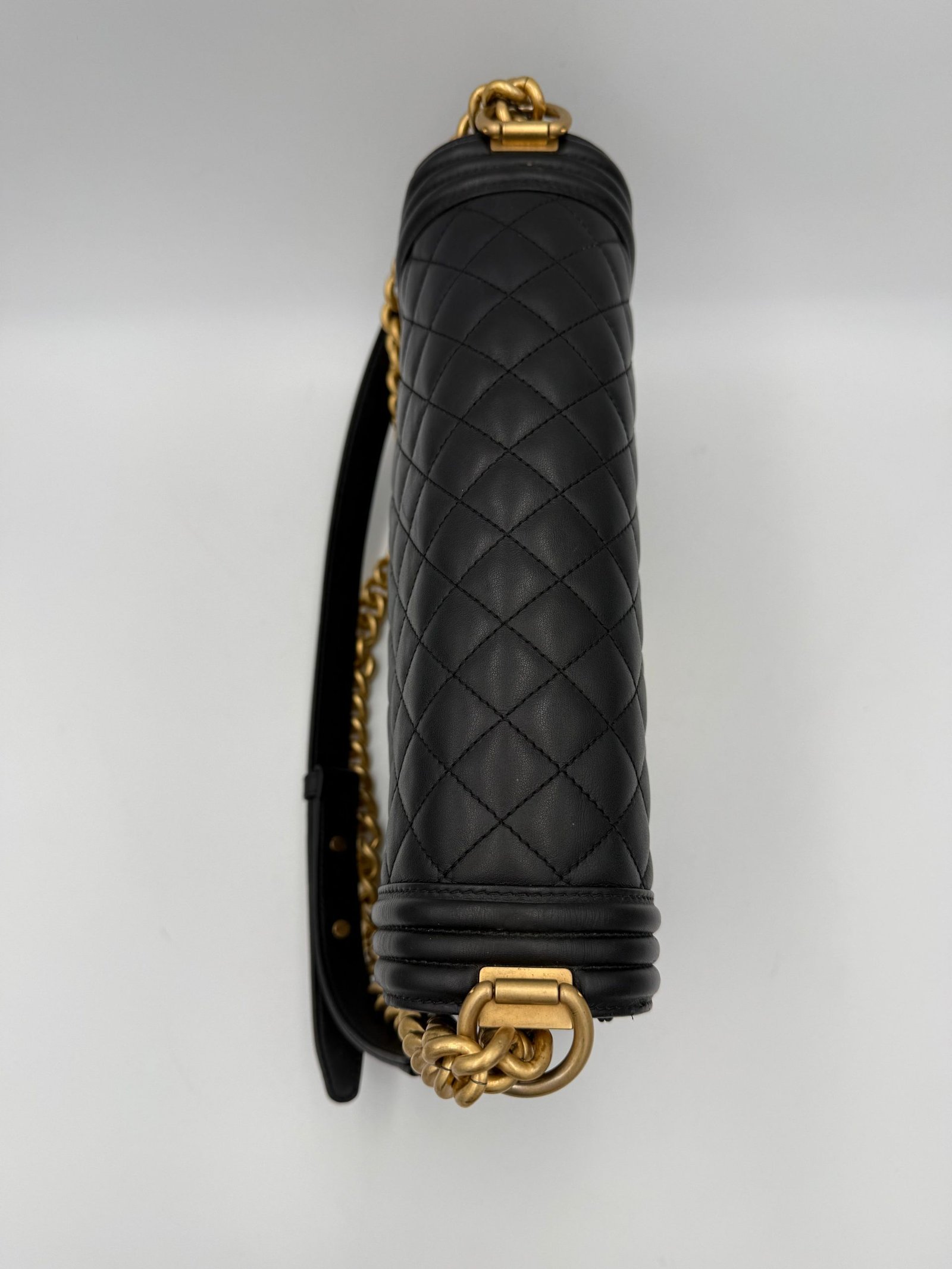 CHANEL BOY Large Handbag - Image 5