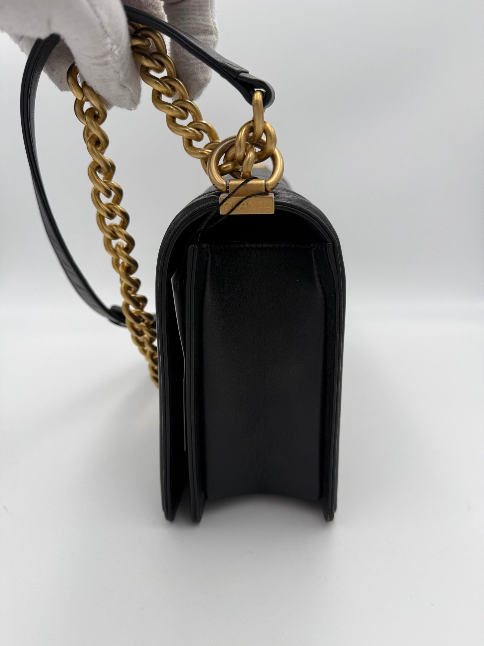 CHANEL BOY Large Handbag - Image 6