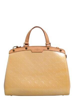 Monogram Vernis Brea MM Beige Poudre