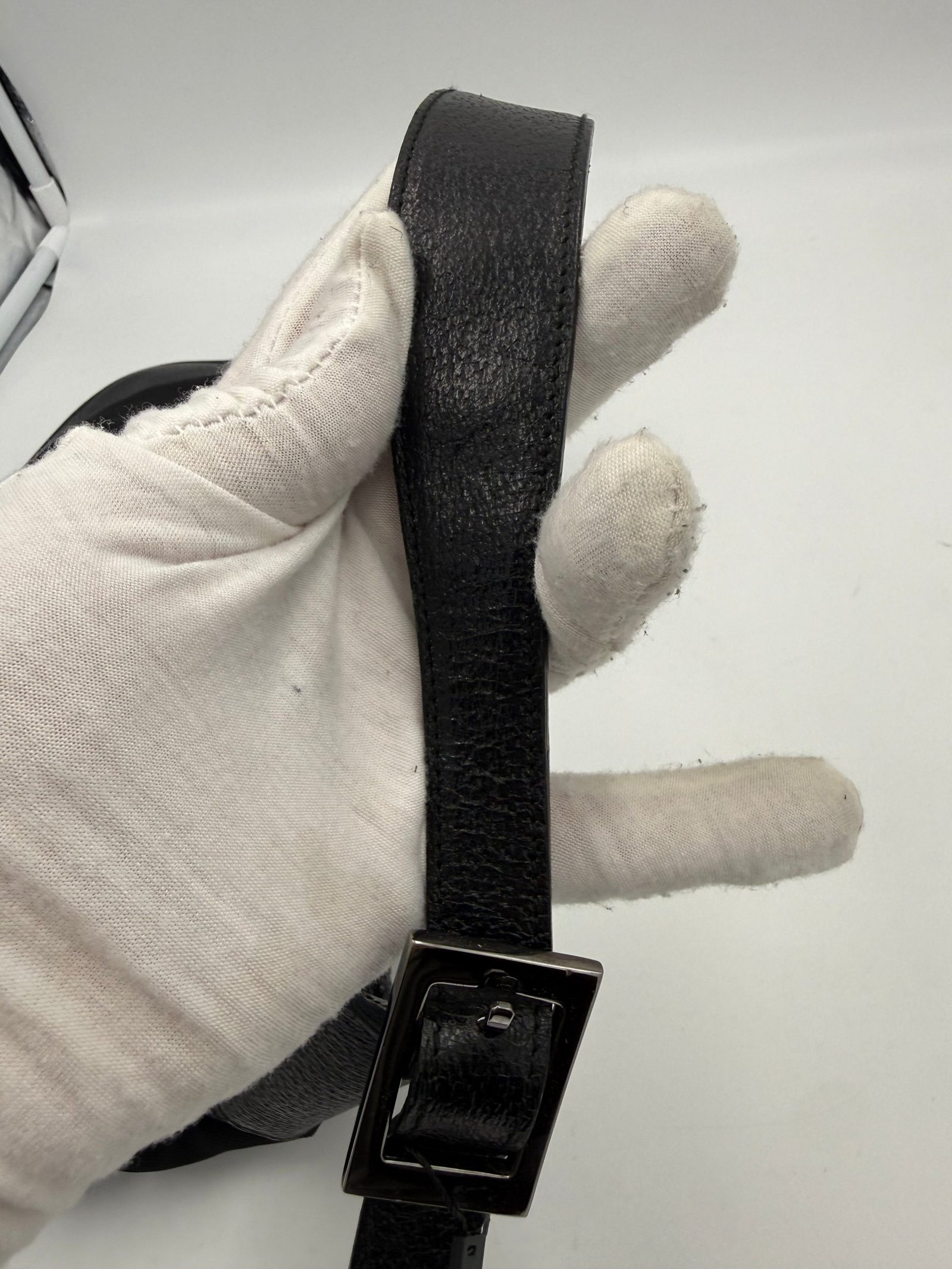 GUCCI JACKIE Leather and Canvas Handbag - Image 4